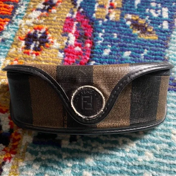 SOLD Vintage 90’s Fendi Sunglasses Sunnies Shades with Case - Picture 7 of 10